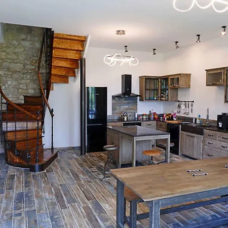 Le Gite Des Carmes *