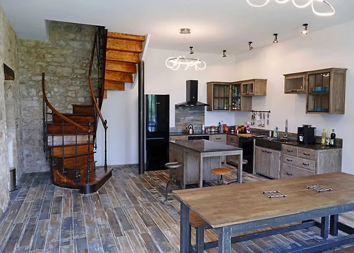 Le Gite Des Carmes *